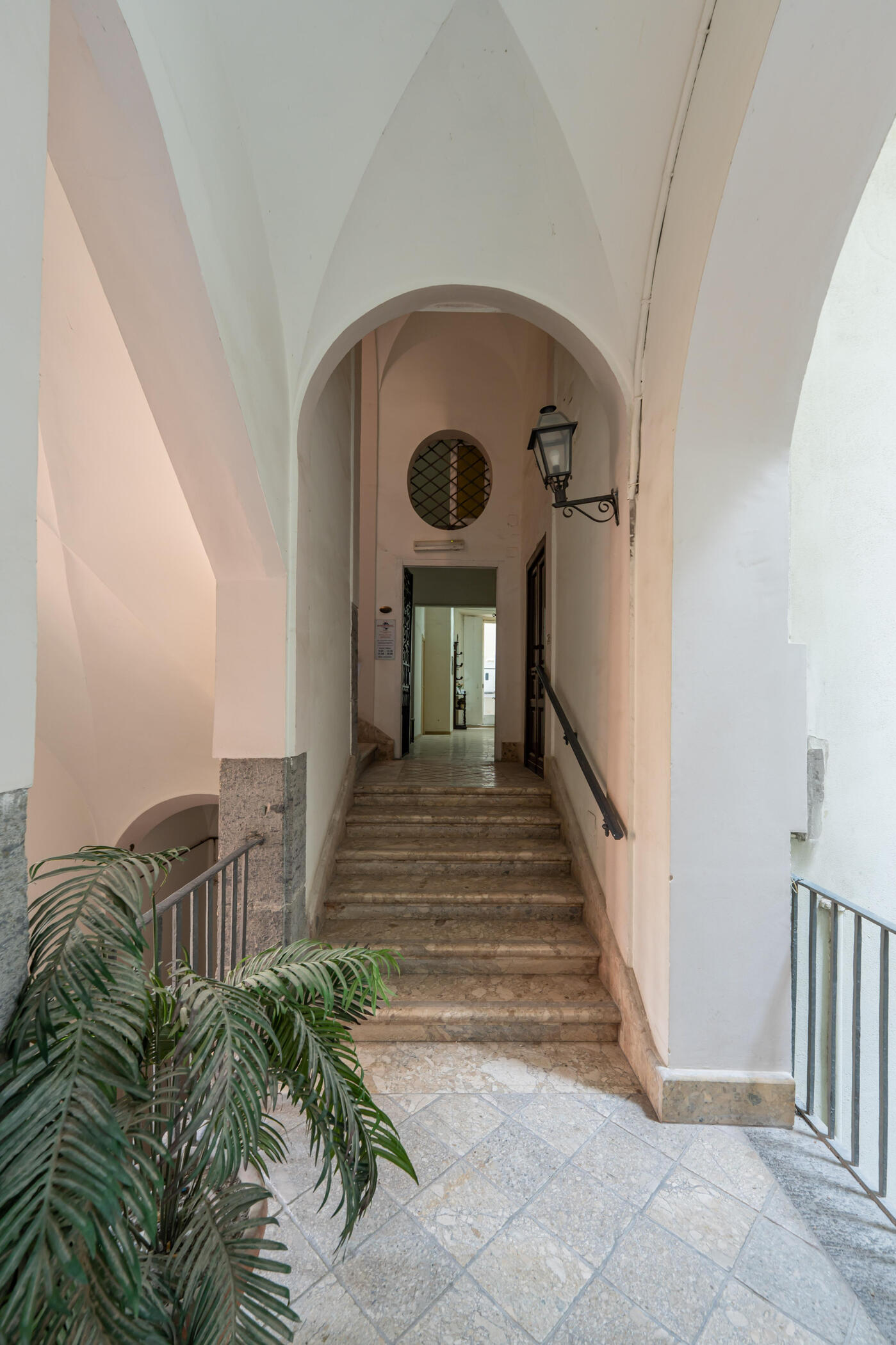 Ingresso Palazzo Maison Brigida